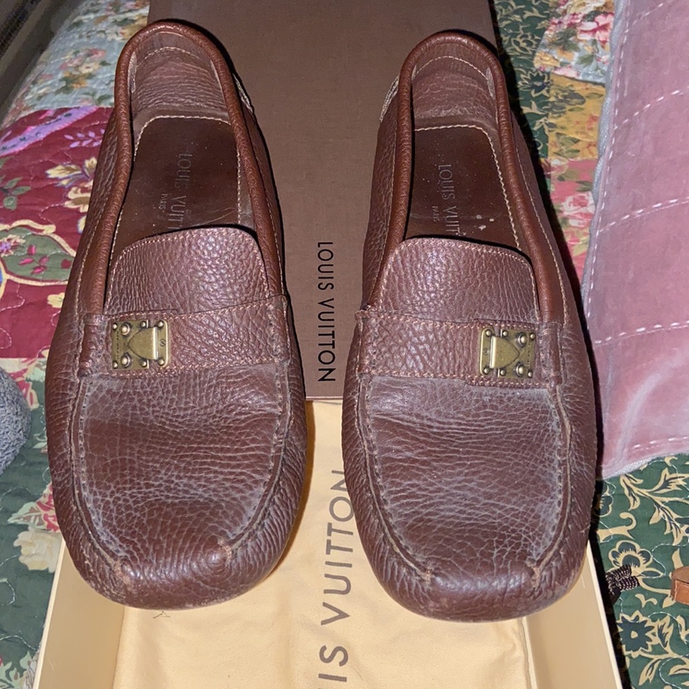 Men’s Louis Vuitton moccasin leather loafers brown 10.5 Authentic w box/dustbags